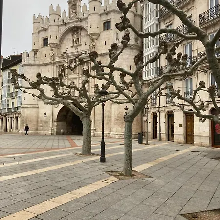 El Escondite De La Catedral Vivienda De Uso Turistico Vut 09-612 Burgos